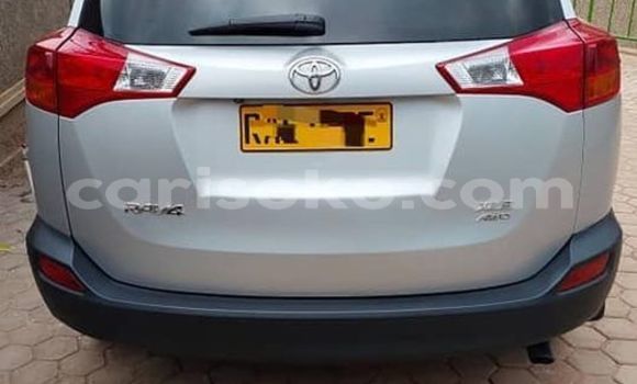 Sayi Na hannu Toyota RAV4 Beige Mota in Kigali a Rwanda Sayi Na hannu Toyota RAV4 Beige Mota in Kigali a Rwanda