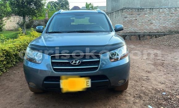 Buy Used Hyundai Santa Fe Blue Car in Kigali in Rwanda Buy Used Hyundai Santa Fe Blue Car in Kigali in Rwanda