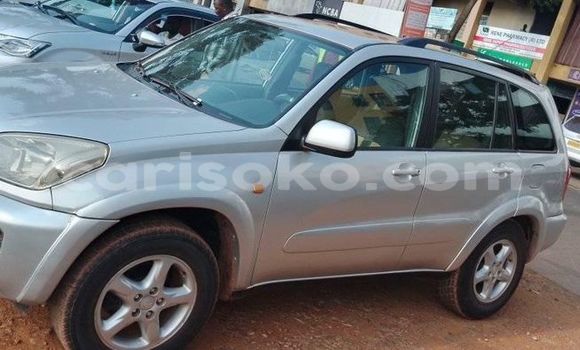Sayi Na hannu Toyota RAV4 Beige Mota in Kigali a Rwanda Sayi Na hannu Toyota RAV4 Beige Mota in Kigali a Rwanda