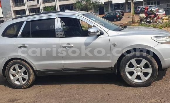Buy Used Hyundai Santa Fe Beige Car in Kigali in Rwanda Buy Used Hyundai Santa Fe Beige Car in Kigali in Rwanda