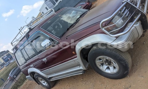 Sayi Na hannu Mitsubishi Pajero Rouge Mota in Kigali a Rwanda Sayi Na hannu Mitsubishi Pajero Rouge Mota in Kigali a Rwanda