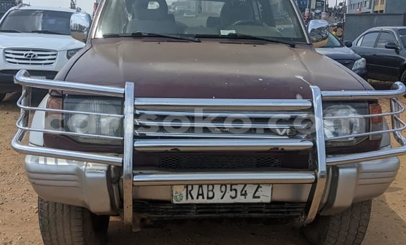 Sayi Na hannu Mitsubishi Pajero Rouge Mota in Kigali a Rwanda Sayi Na hannu Mitsubishi Pajero Rouge Mota in Kigali a Rwanda