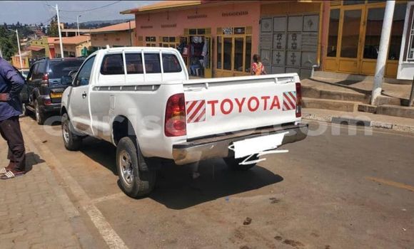 Buy Used Toyota Hiluxe VIGO White Car in Kigali in Rwanda Buy Used Toyota Hiluxe VIGO White Car in Kigali in Rwanda