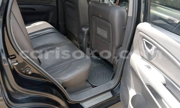 Buy Used Hyundai Tucson Black Car in Kigali in Rwanda Buy Used Hyundai Tucson Black Car in Kigali in Rwanda