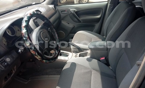 اشتري مستعمل Toyota RAV4 Noir سيارة في Kigali في Rwanda اشتري مستعمل Toyota RAV4 Noir سيارة في Kigali في Rwanda