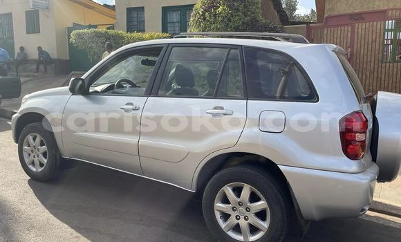 Buy Used Toyota RAV4 Beige Car in Kigali in Rwanda Buy Used Toyota RAV4 Beige Car in Kigali in Rwanda