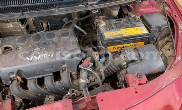 Acheter Occasion Voiture Toyota Yaris Rouge à Kigali, Rwanda Acheter Occasion Voiture Toyota Yaris Rouge à Kigali, Rwanda