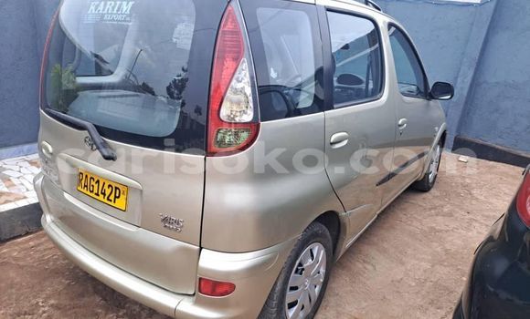 Buy Used Toyota Yaris Verso Beige Car in Kigali in Rwanda Buy Used Toyota Yaris Verso Beige Car in Kigali in Rwanda