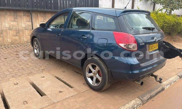 Sayi Na hannu Toyota Matrix Bleu Mota in Kigali a Rwanda Sayi Na hannu Toyota Matrix Bleu Mota in Kigali a Rwanda