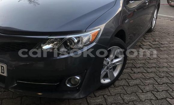 Acheter Occasion Voiture Toyota Camry Noir à Kigali, Rwanda Acheter Occasion Voiture Toyota Camry Noir à Kigali, Rwanda