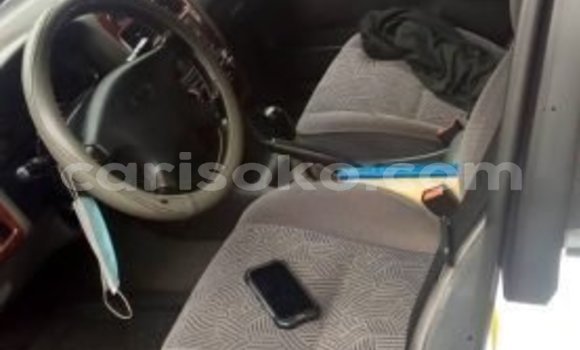 Sayi Na hannu Toyota Avensis Blanc Mota in Kigali a Rwanda Sayi Na hannu Toyota Avensis Blanc Mota in Kigali a Rwanda