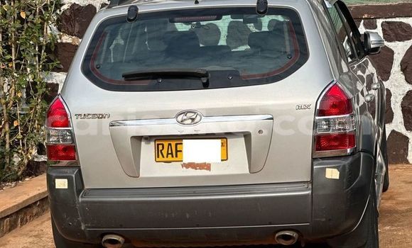 Buy Used Hyundai Tucson Silver Car in Kigali in Rwanda Buy Used Hyundai Tucson Silver Car in Kigali in Rwanda