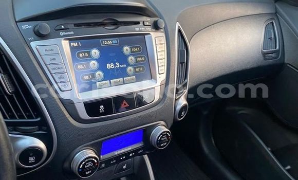 Buy Used Hyundai Tucson Beige Car in Kigali in Rwanda Buy Used Hyundai Tucson Beige Car in Kigali in Rwanda