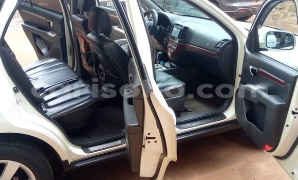 Buy Used Hyundai Santa Fe White Car in Kigali in Rwanda Buy Used Hyundai Santa Fe White Car in Kigali in Rwanda