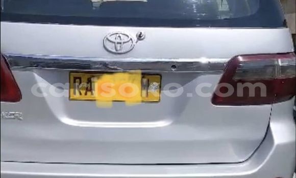 Acheter Occasion Voiture Toyota 4Runner Beige à Kigali, Rwanda Acheter Occasion Voiture Toyota 4Runner Beige à Kigali, Rwanda