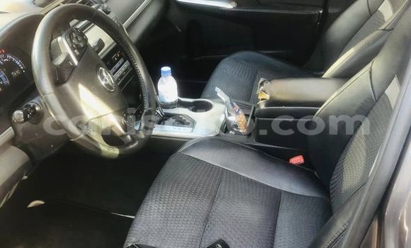 اشتري مستعمل Toyota Camry Noir سيارة في Kigali في Rwanda اشتري مستعمل Toyota Camry Noir سيارة في Kigali في Rwanda