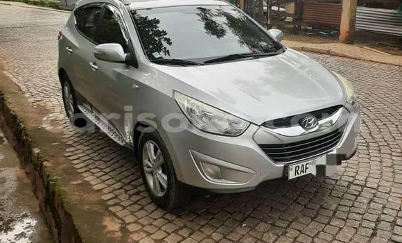 اشتري مستعمل Hyundai Tucson Gris سيارة في Kigali في Rwanda اشتري مستعمل Hyundai Tucson Gris سيارة في Kigali في Rwanda