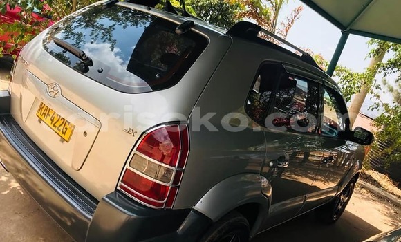 اشتري مستعمل Hyundai Tucson Gris سيارة في Kigali في Rwanda اشتري مستعمل Hyundai Tucson Gris سيارة في Kigali في Rwanda