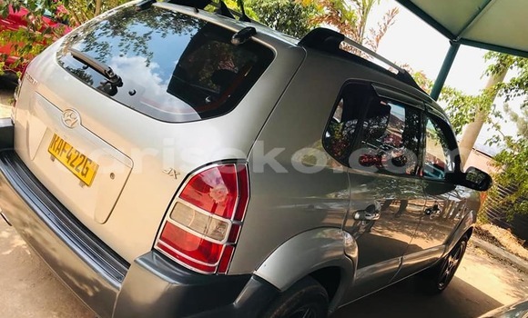 اشتري مستعمل Hyundai Tucson Gris سيارة في Kigali في Rwanda اشتري مستعمل Hyundai Tucson Gris سيارة في Kigali في Rwanda