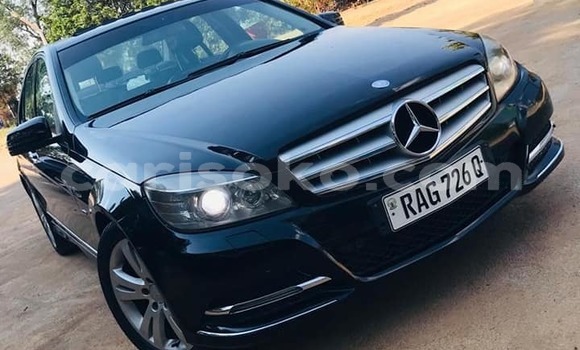 اشتري مستعمل Mercedes-Benz B-klasse Noir سيارة في Kigali في Rwanda اشتري مستعمل Mercedes-Benz B-klasse Noir سيارة في Kigali في Rwanda