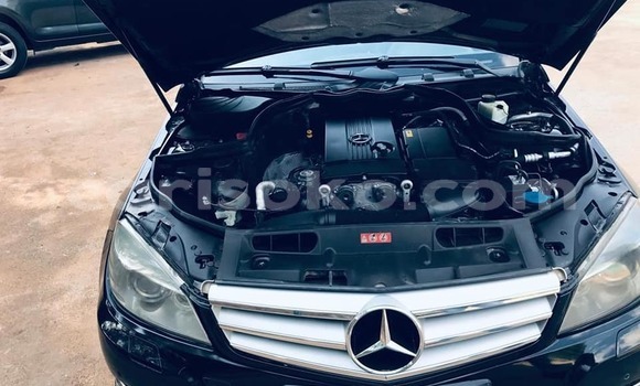 اشتري مستعمل Mercedes-Benz B-klasse Noir سيارة في Kigali في Rwanda اشتري مستعمل Mercedes-Benz B-klasse Noir سيارة في Kigali في Rwanda