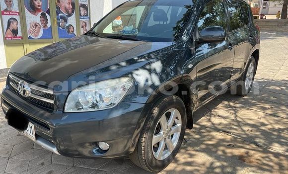 Buy Used Toyota RAV4 Black Car in Kigali in Rwanda Buy Used Toyota RAV4 Black Car in Kigali in Rwanda