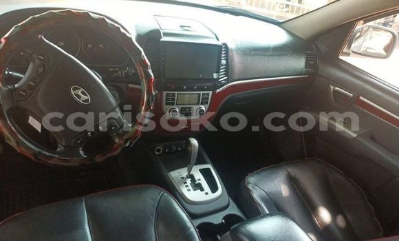 اشتري مستعمل Hyundai Santa Fe Beige سيارة في Kigali في Rwanda اشتري مستعمل Hyundai Santa Fe Beige سيارة في Kigali في Rwanda