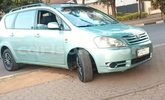Buy Used Toyota Avensis Verso Beige Car in Kigali in Rwanda Buy Used Toyota Avensis Verso Beige Car in Kigali in Rwanda