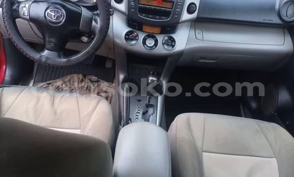 اشتري مستعمل Toyota RAV4 Rouge سيارة في Kigali في Rwanda اشتري مستعمل Toyota RAV4 Rouge سيارة في Kigali في Rwanda