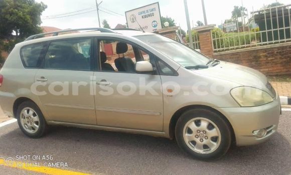 Buy Used Toyota Avensis Verso Beige Car in Kigali in Rwanda Buy Used Toyota Avensis Verso Beige Car in Kigali in Rwanda