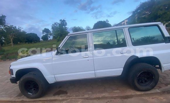 Buy Used Nissan Patrol White Car in Kigali in Rwanda Buy Used Nissan Patrol White Car in Kigali in Rwanda
