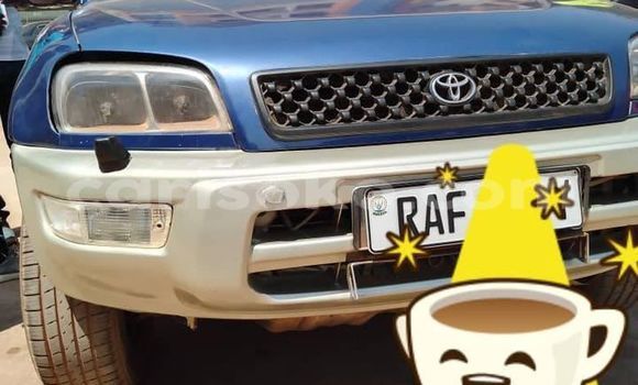 Sayi Na hannu Toyota RAV4 Bleu Mota in Kigali a Rwanda Sayi Na hannu Toyota RAV4 Bleu Mota in Kigali a Rwanda