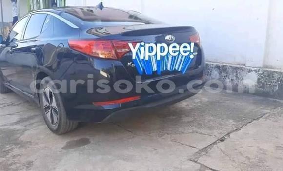 اشتري مستعمل Kia K5 Bleu سيارة في Kigali في Rwanda اشتري مستعمل Kia K5 Bleu سيارة في Kigali في Rwanda