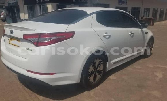 Buy Used Kia K5 White Car in Kigali in Rwanda Buy Used Kia K5 White Car in Kigali in Rwanda