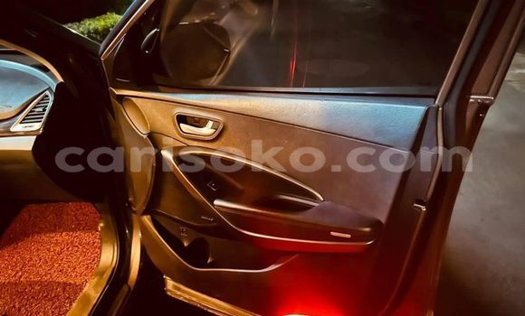 Buy Used Hyundai Santa Fe Silver Car in Kigali in Rwanda Buy Used Hyundai Santa Fe Silver Car in Kigali in Rwanda