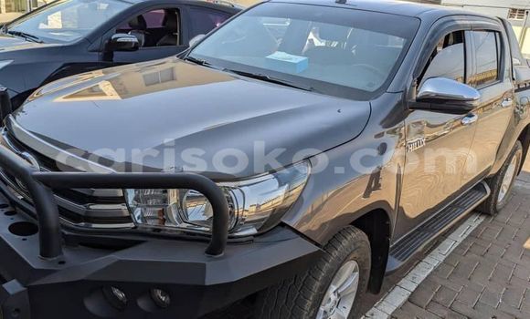 Buy Used Toyota Hiluxe VIGO Silver Car in Kigali in Rwanda Buy Used Toyota Hiluxe VIGO Silver Car in Kigali in Rwanda
