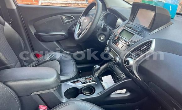 اشتري مستعمل Hyundai Tucson Gris سيارة في Kigali في Rwanda اشتري مستعمل Hyundai Tucson Gris سيارة في Kigali في Rwanda