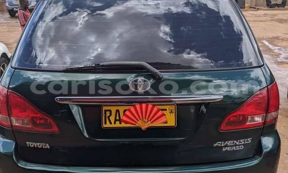 Buy Used Toyota Avensis Verso Green Car in Kigali in Rwanda Buy Used Toyota Avensis Verso Green Car in Kigali in Rwanda