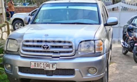 Buy Used Toyota Highlander Beige Car in Kigali in Rwanda Buy Used Toyota Highlander Beige Car in Kigali in Rwanda