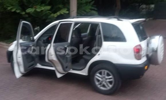 اشتري مستعمل Toyota RAV4 Blanc سيارة في Kigali في Rwanda اشتري مستعمل Toyota RAV4 Blanc سيارة في Kigali في Rwanda