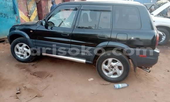 اشتري مستعمل Toyota RAV4 Noir سيارة في Kigali في Rwanda اشتري مستعمل Toyota RAV4 Noir سيارة في Kigali في Rwanda