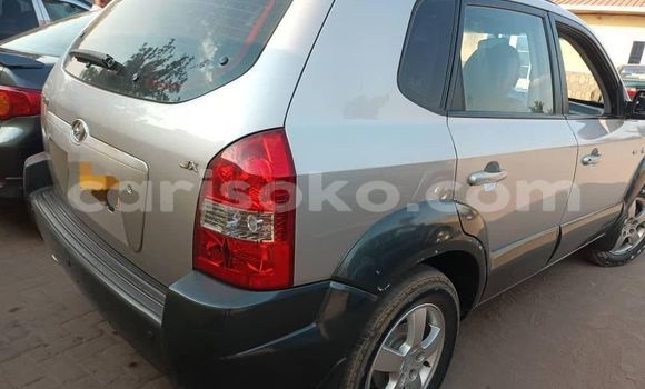 Buy Used Hyundai Tucson Silver Car in Kigali in Rwanda Buy Used Hyundai Tucson Silver Car in Kigali in Rwanda