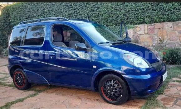 Buy Used Toyota Yaris Blue Car in Kigali in Rwanda Buy Used Toyota Yaris Blue Car in Kigali in Rwanda