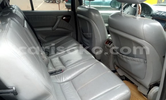 اشتري مستعمل Mercedes-Benz ML–Class Noir سيارة في Kigali في Rwanda اشتري مستعمل Mercedes-Benz ML–Class Noir سيارة في Kigali في Rwanda