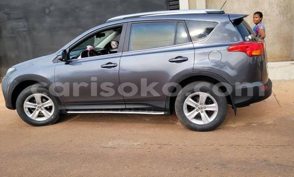 Buy Used Toyota RAV4 Silver Car in Kigali in Rwanda Buy Used Toyota RAV4 Silver Car in Kigali in Rwanda