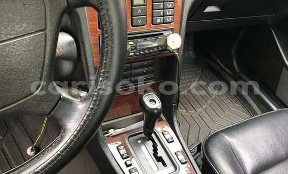 اشتري مستعمل Mercedes-Benz KOMPRESSOR Beige سيارة في Kigali في Rwanda اشتري مستعمل Mercedes-Benz KOMPRESSOR Beige سيارة في Kigali في Rwanda