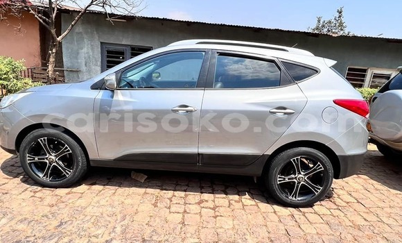 اشتري مستعمل Hyundai Tucson Gris سيارة في Kigali في Rwanda اشتري مستعمل Hyundai Tucson Gris سيارة في Kigali في Rwanda