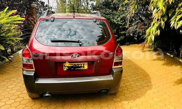 Buy Used Hyundai Tucson Red Car in Kigali in Rwanda Buy Used Hyundai Tucson Red Car in Kigali in Rwanda