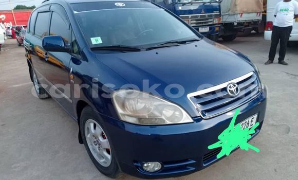 Buy Used Toyota Corolla Verso Blue Car in Kigali in Rwanda Buy Used Toyota Corolla Verso Blue Car in Kigali in Rwanda
