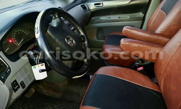 Buy Used Toyota Corolla Verso Blue Car in Kigali in Rwanda Buy Used Toyota Corolla Verso Blue Car in Kigali in Rwanda